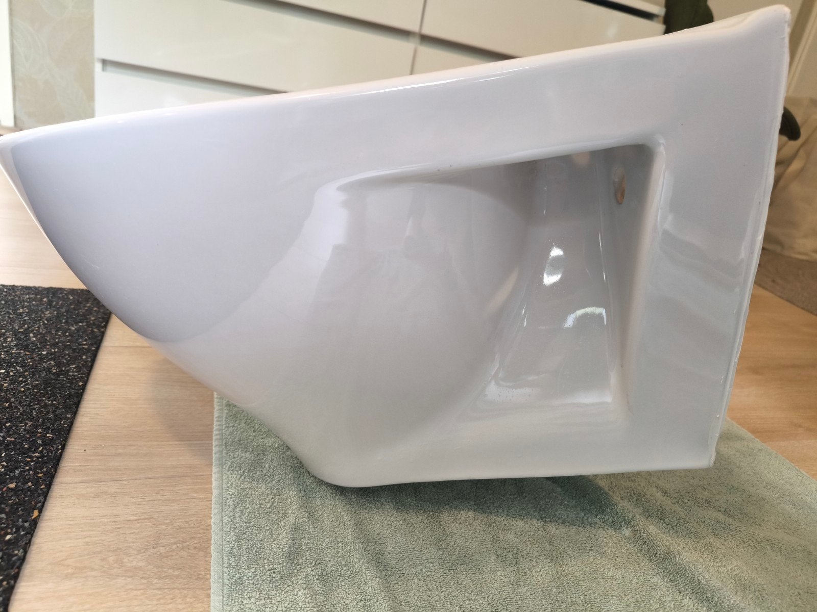Toilet met softclose zitting, Ophalen, Zo goed als nieuw, Toilet