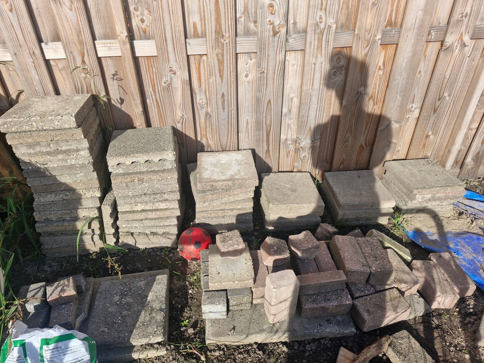 Tegels ca 45 stuks en wat andere maatjes, Ophalen, Steen of Klei, Zwart, Minder dan 5 m²