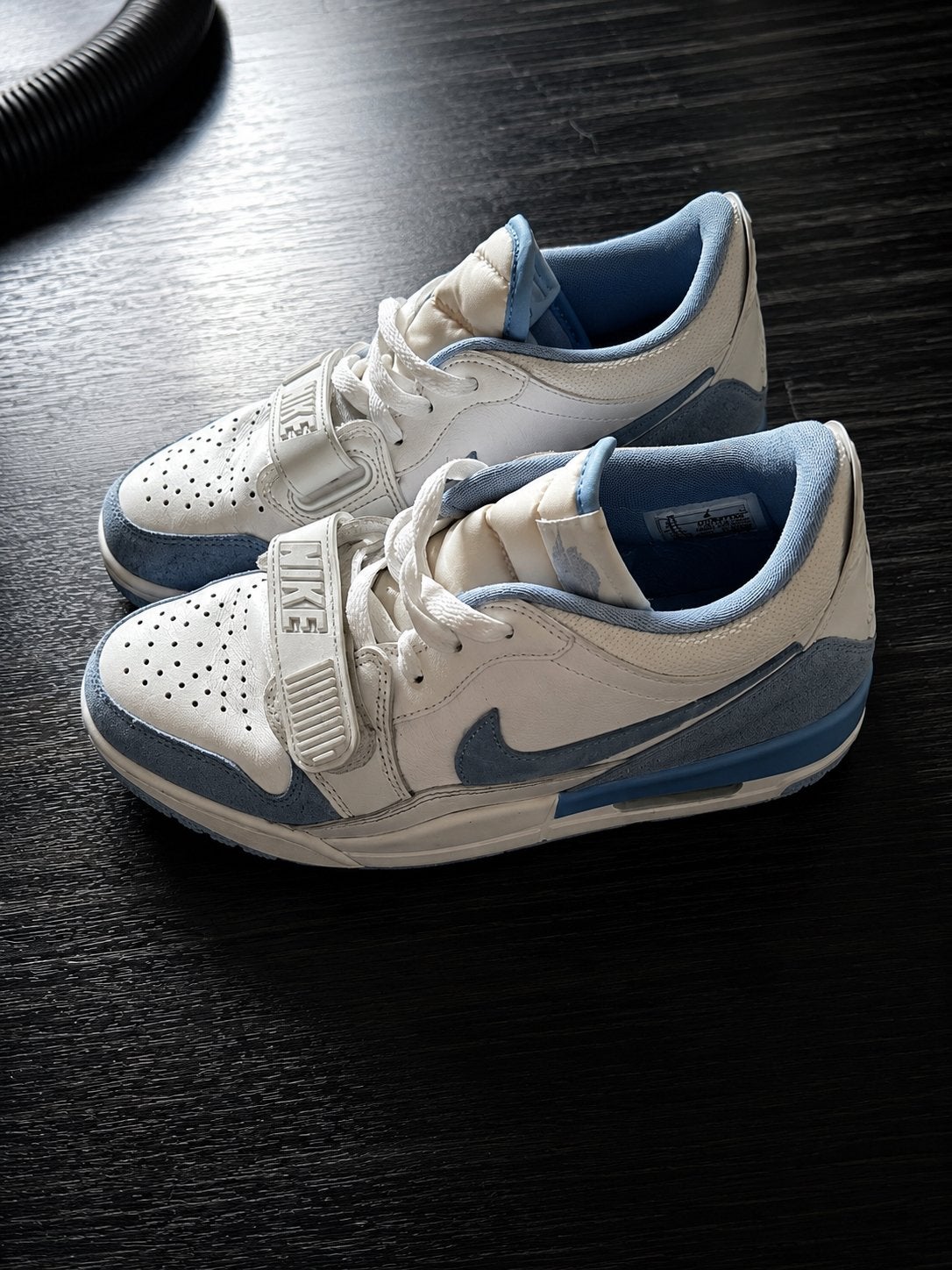 Nike Air Jordan 1 Low UNC Sneakers, Kleding | Heren, Schoenen, Wit, Ophalen of Verzenden, Sneakers of Gympen, Zo goed als nieuw