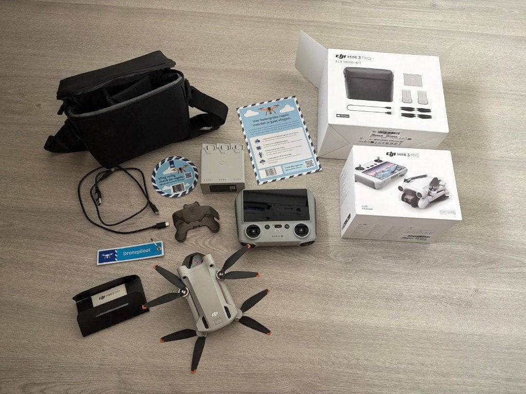DJI Mini 3 Pro - Fly More Kit, Ophalen, Cameradrone, Zo goed als nieuw, DJI