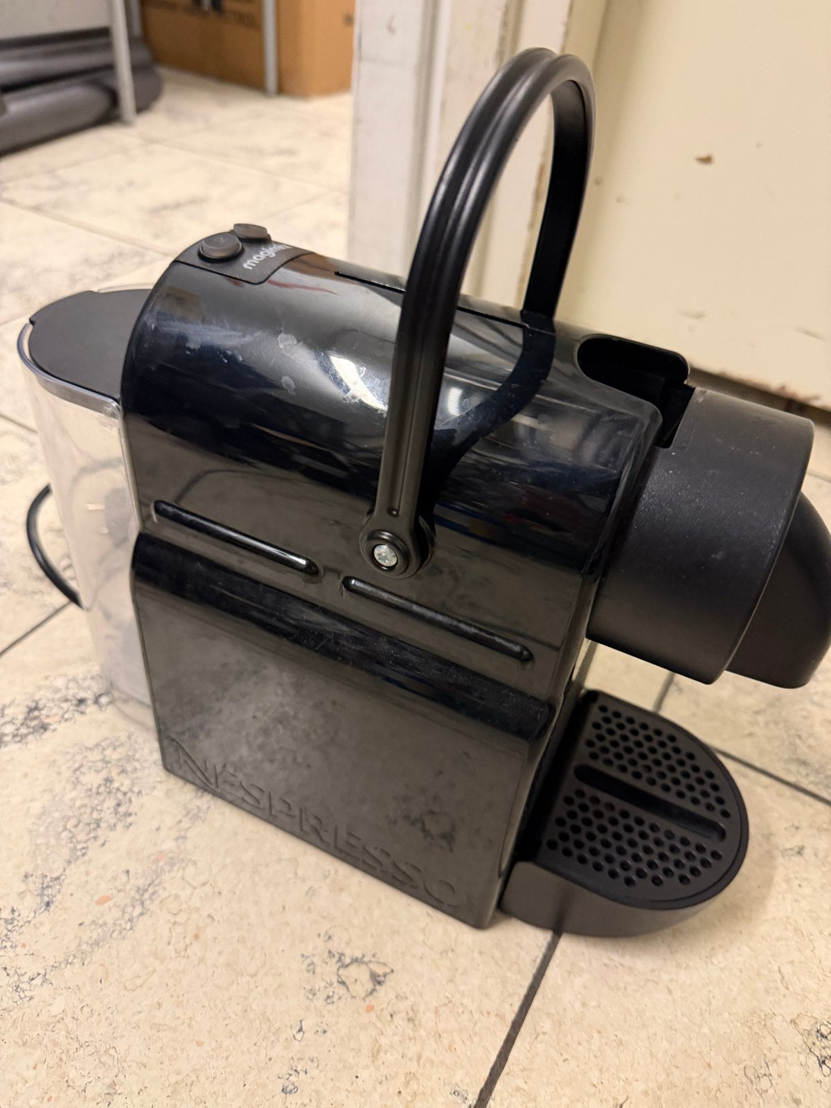 Nespresso Magimix koffiezetapparaat, functioneert prima, Ophalen, Gebruikt, Koffiemachine, 1 kopje