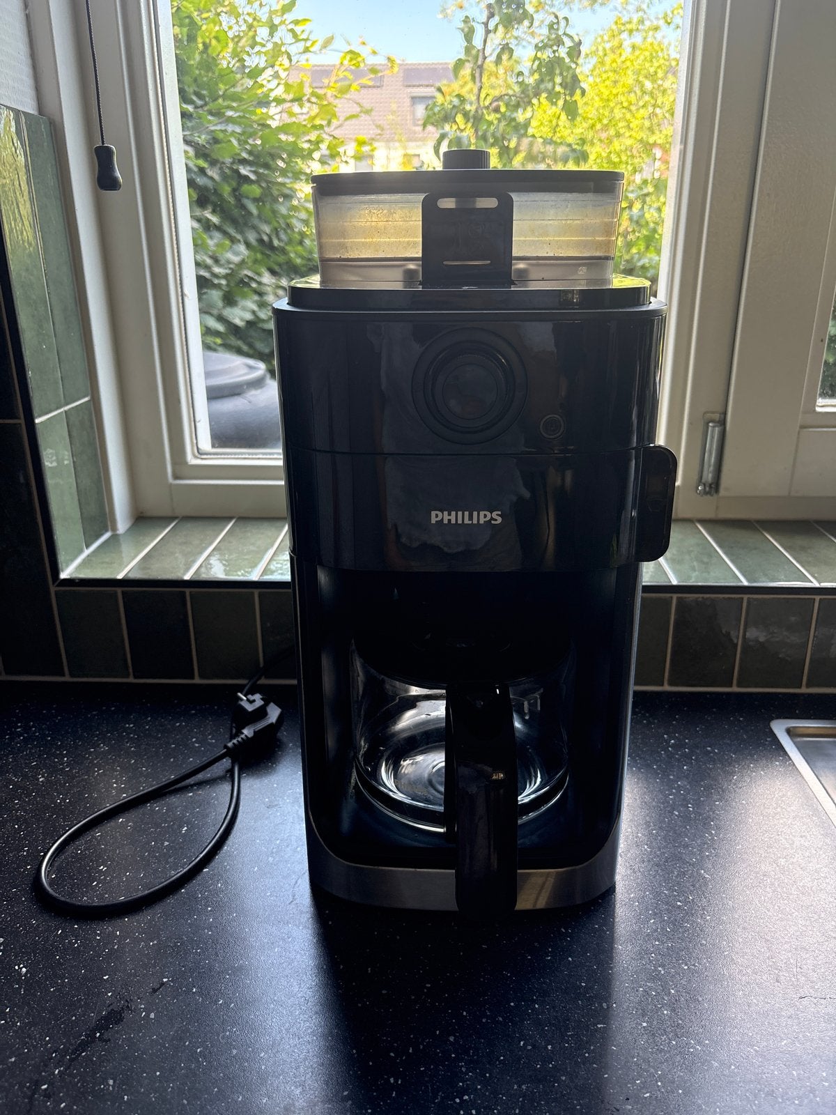 Philips Grind & Brew Koffiezetapparaat filter met bonenmaler, Gebruikt, Koffiemachine, Gemalen koffie, Ophalen of Verzenden