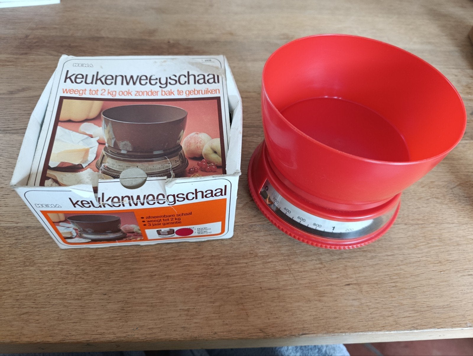 Vintage HEMA keukenweegschaal tot 2 kg, compleet met doos, Ophalen of Verzenden