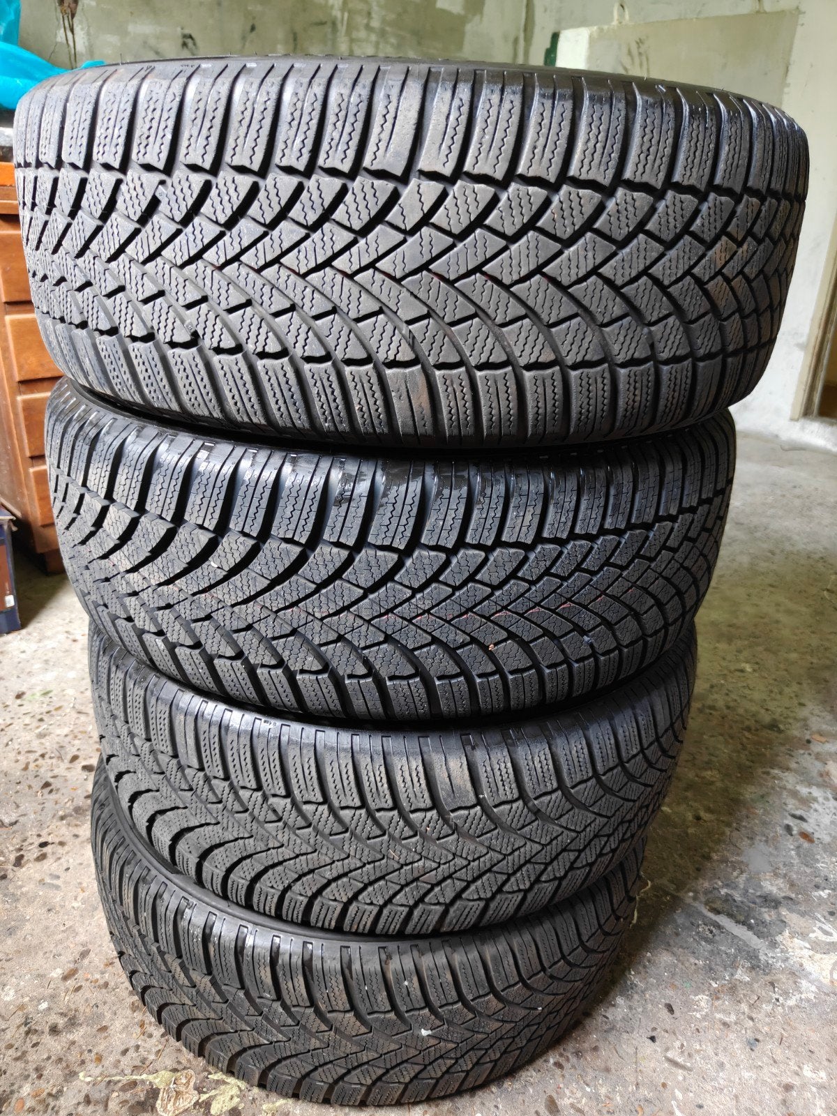 Set van 4 Bridgestone Blizzak winterbanden 195/55 R16, Ophalen, Gebruikt