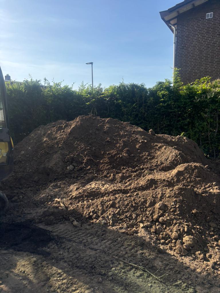 GRATIS grond (circa 15 kuub), Ophalen, Tuinaarde