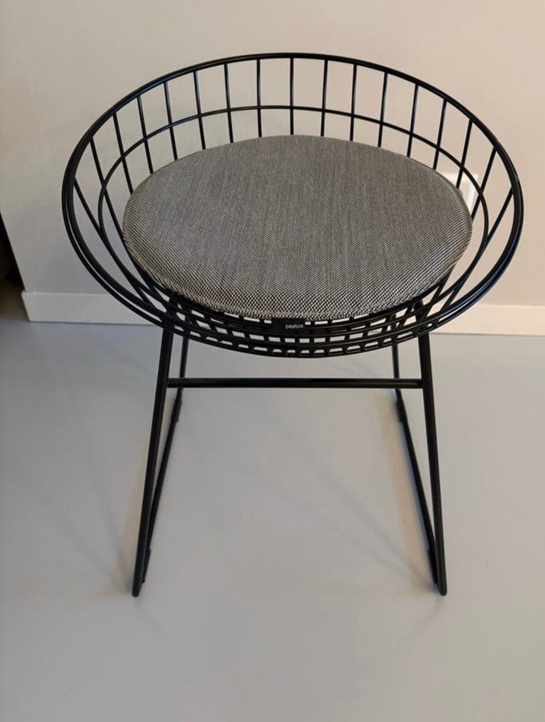 Moderne Pastoe Wire Stool met Kussen - door Cees Braakman, Ophalen, Zwart, Design, Zo goed als nieuw