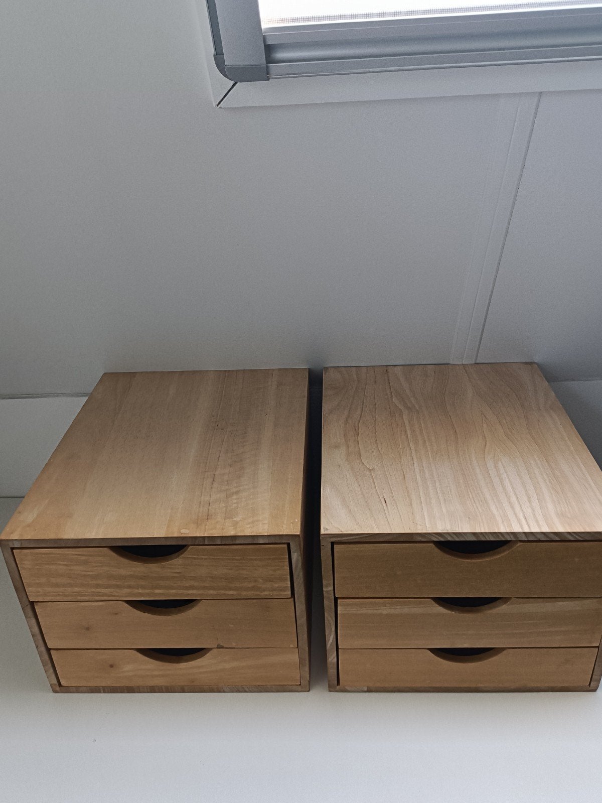 Houten bureau ladeblokken / brievenbakken, Ophalen, Zo goed als nieuw