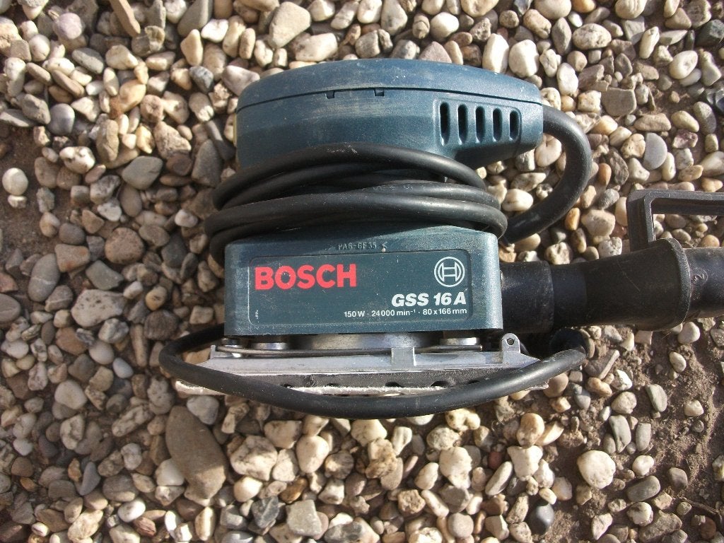 schuurmachine blauwe bosch GSS 16A 150 WATT, Doe-het-zelf en Verbouw, Gereedschap | Schuurmachines, Ophalen of Verzenden, Gebruikt