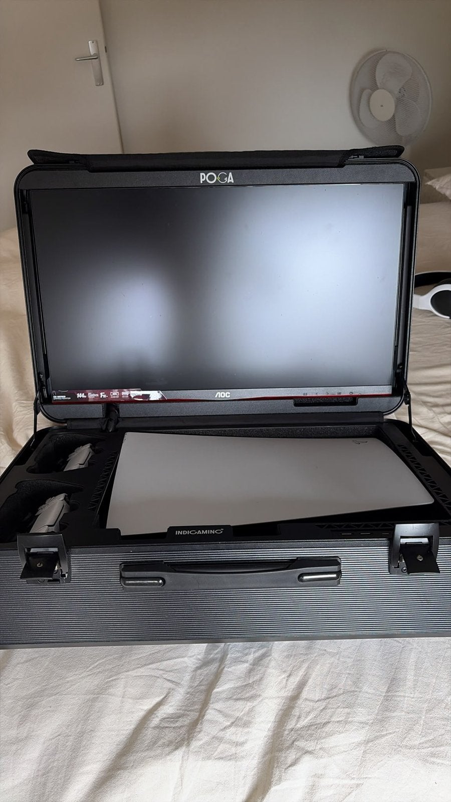 POGA Case Lux met AOC monitor voor PlayStation (excl. PS5), Ophalen, Zo goed als nieuw, Overige typen, Overige merken
