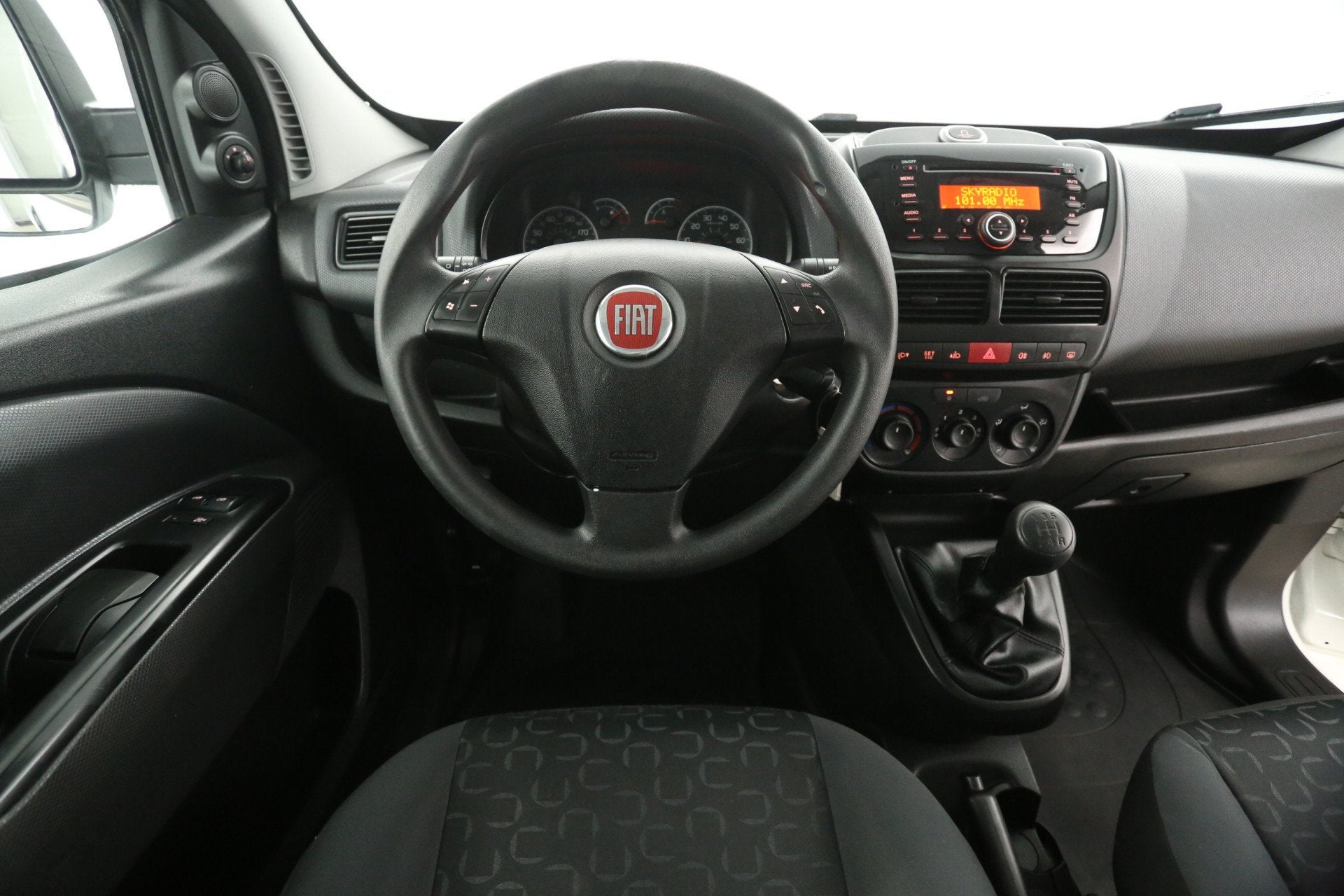 Fiat Doblò 1.3 MultiJet SX | EXPORT | Airco | Trekhaak | Pa, Euro 5, Gebruikt, 4 cilinders, Wit