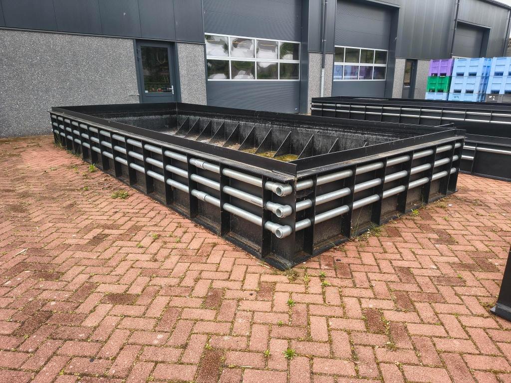 HDPE Vijver 678x278x75cm inwendig, Tuin en Terras, Vijvers, Ophalen, Gebruikt