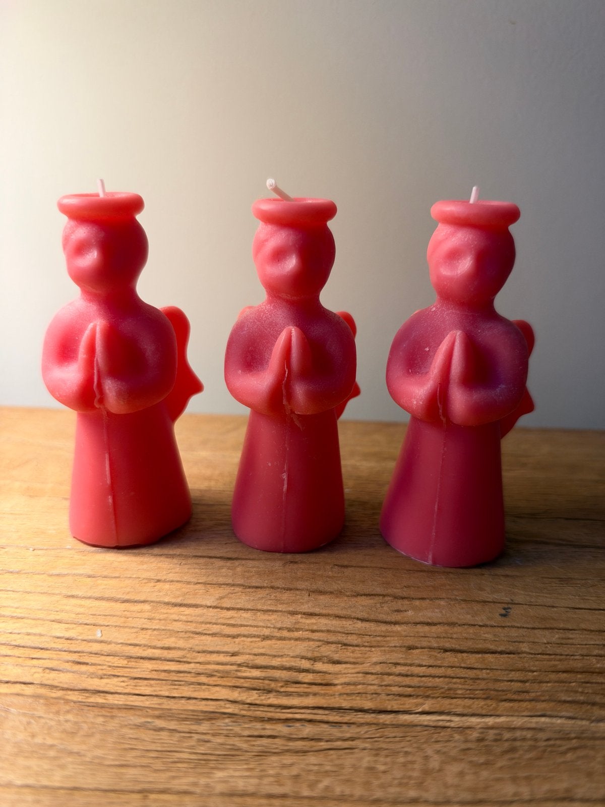 Set van 3 Kitsch Kitchen engel kaarsen - roze, Overige merken, Ophalen of Verzenden, Roze, Kaars