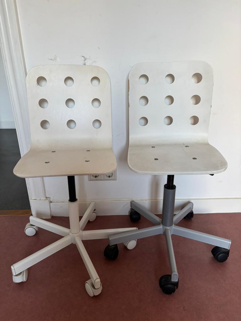 Twee kinder bureaustoelen, Huis en Inrichting, Ophalen, Gebruikt, Wit, Bureaustoel
