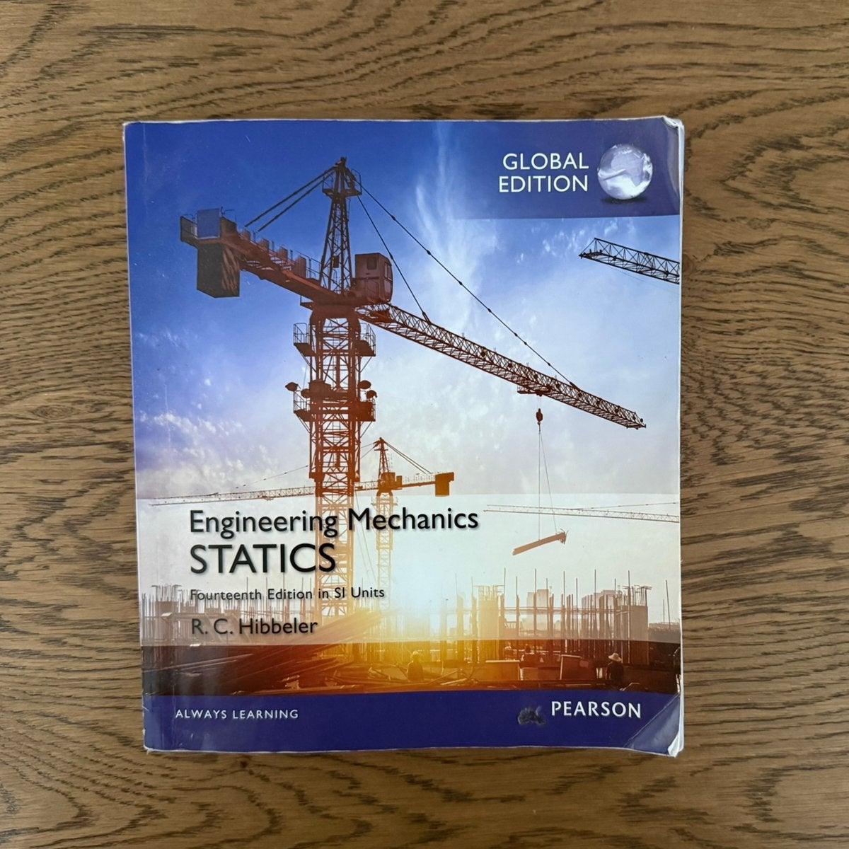 Engineering Mechanics: Statics – R.C. Hibbeler, Boeken, Ophalen of Verzenden, Beta, Zo goed als nieuw, WO
