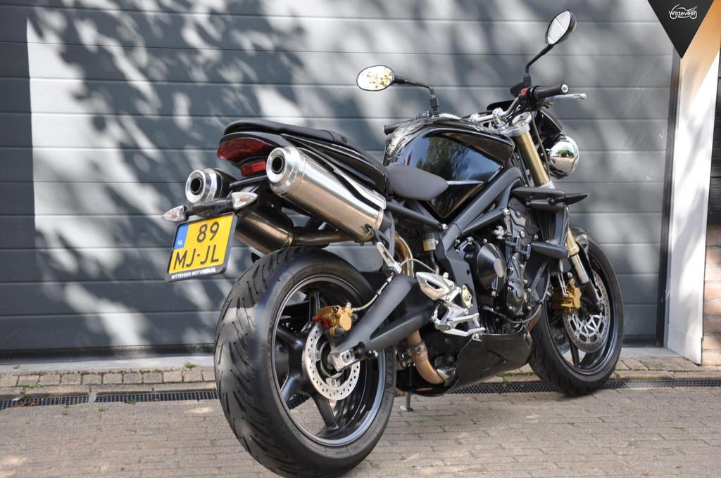 Triumph Street Triple 675, Motoren, Motoren | Triumph, 675 cc, Bedrijf, Meer dan 35 kW, Info@witteveenmotoren.nl