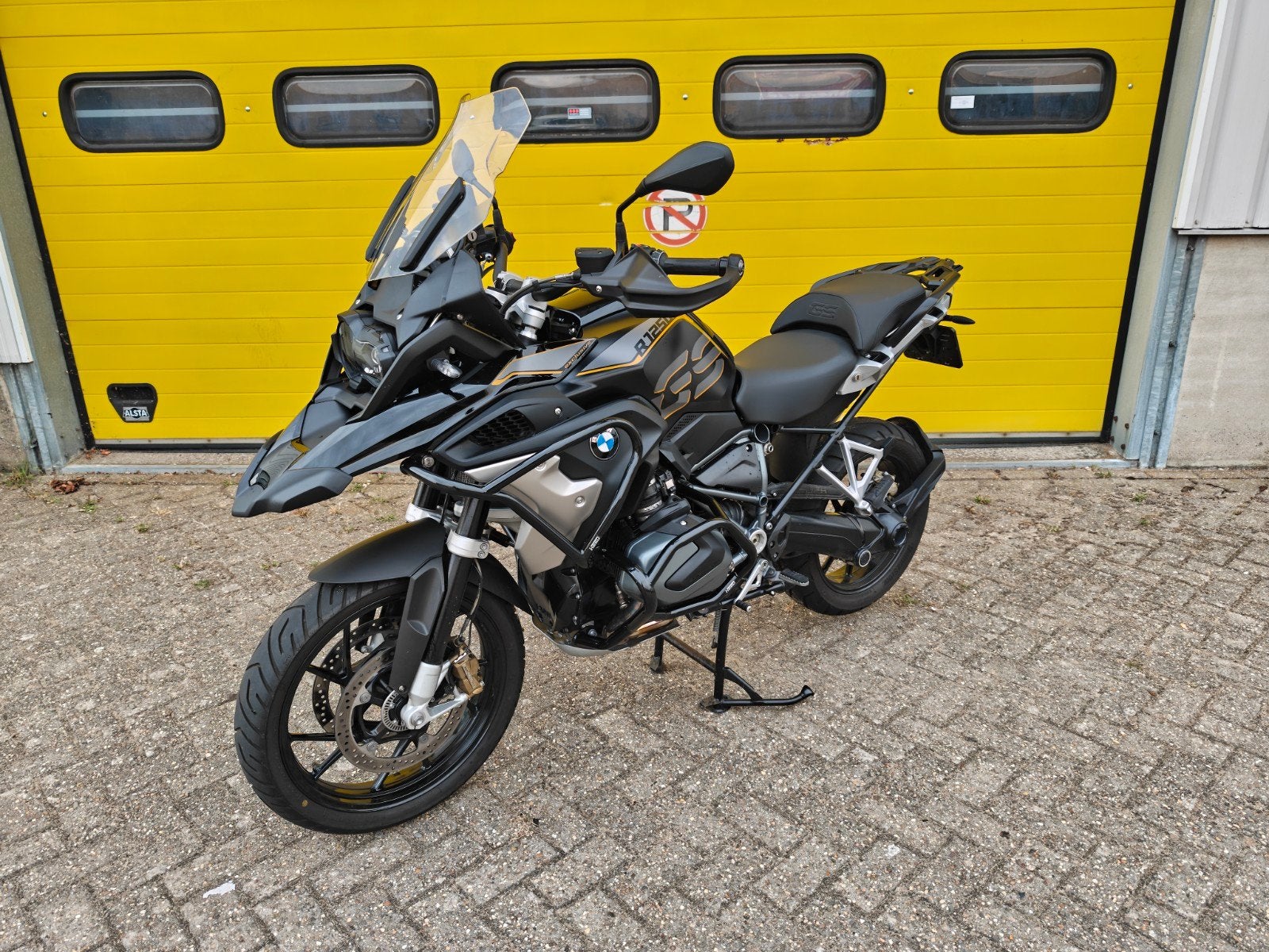 BMW R 1250 GS 2019 - Slechts 12.215 KM!, Handvatverwarming, 2 cilinders, Occasion, 1254 cc