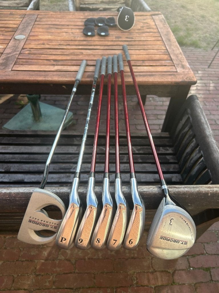 Dames golfset St. George met standbag.
