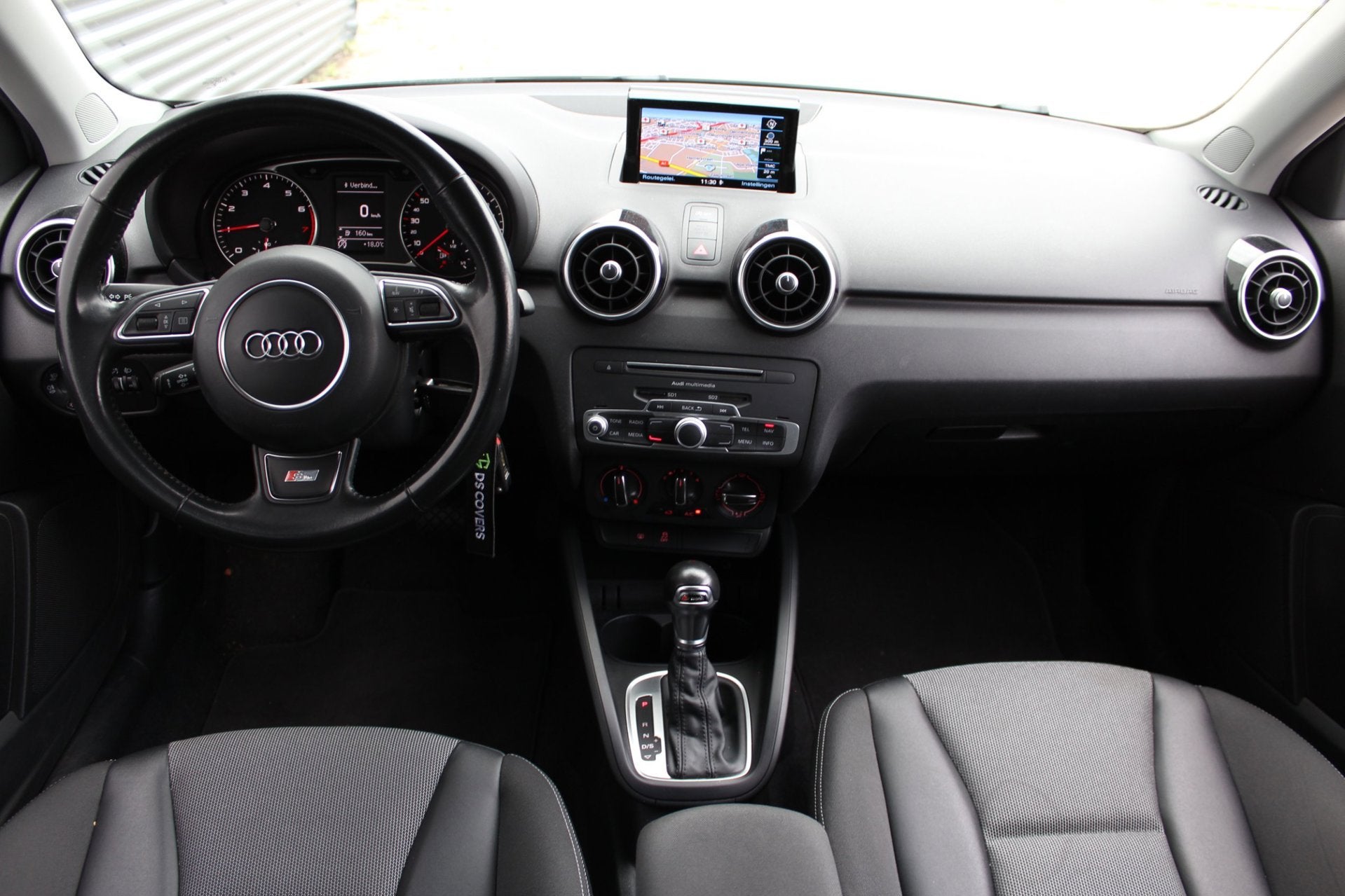 Audi A1 Sportback 1.0 TFSI S-Line | Automaat | Cruise Contro, Auto's, Audi, 4 stoelen, Leder en Stof, Wit, Origineel Nederlands