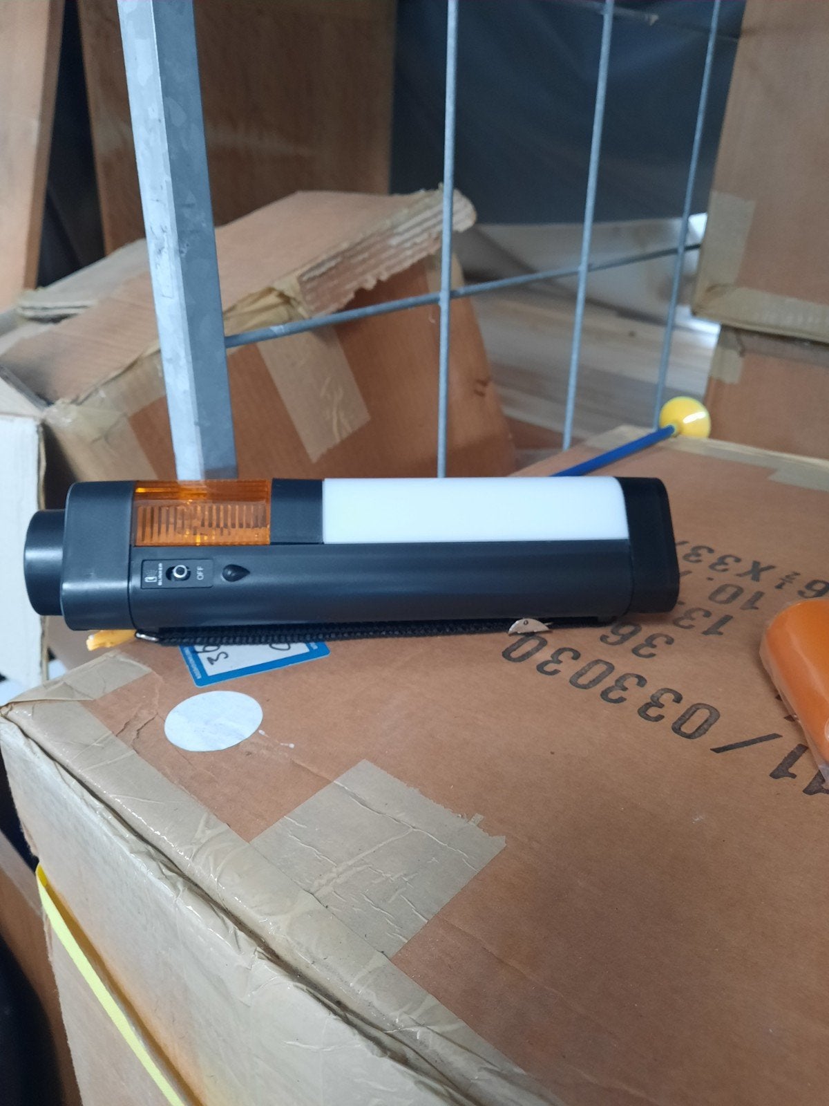 Partij zaklampen 600 stuks, Ophalen, Batterij