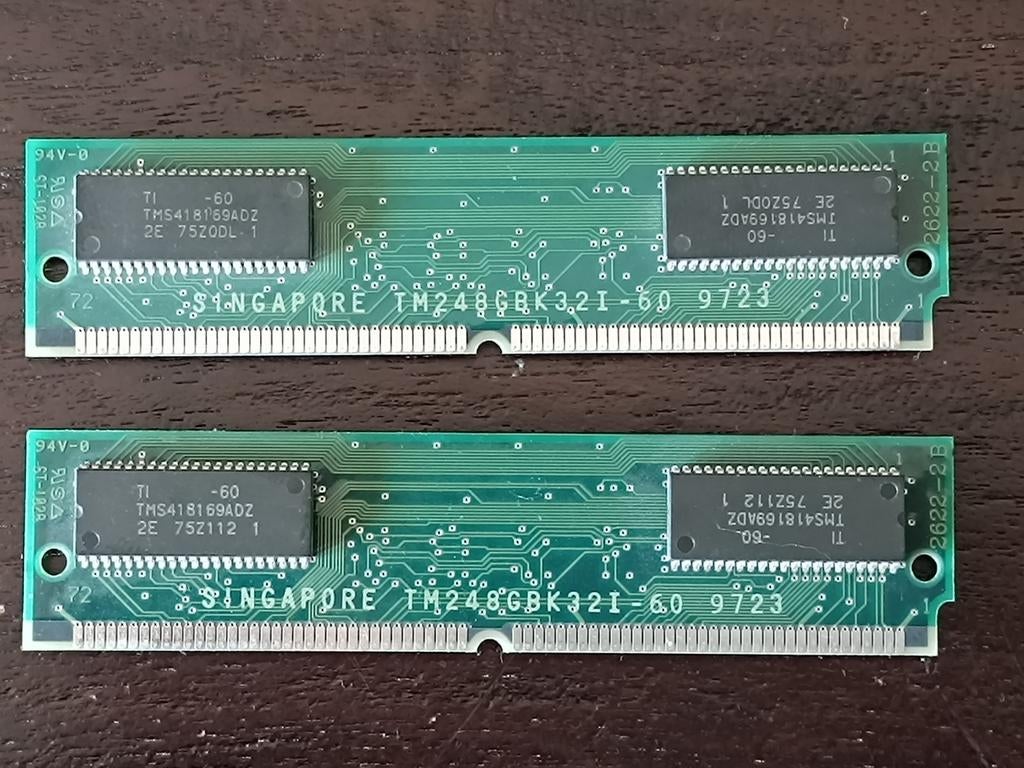 2x 8 MB EDO-RAM 72-pin SIMM 60 ns, Computers en Software, RAM geheugen, Ophalen of Verzenden, Desktop