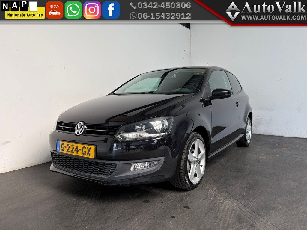 Volkswagen Polo 1.4-16V Comfortline. Clima. Cruise!, Voorwielaandrijving, 86 pk, 4 cilinders, Zwart