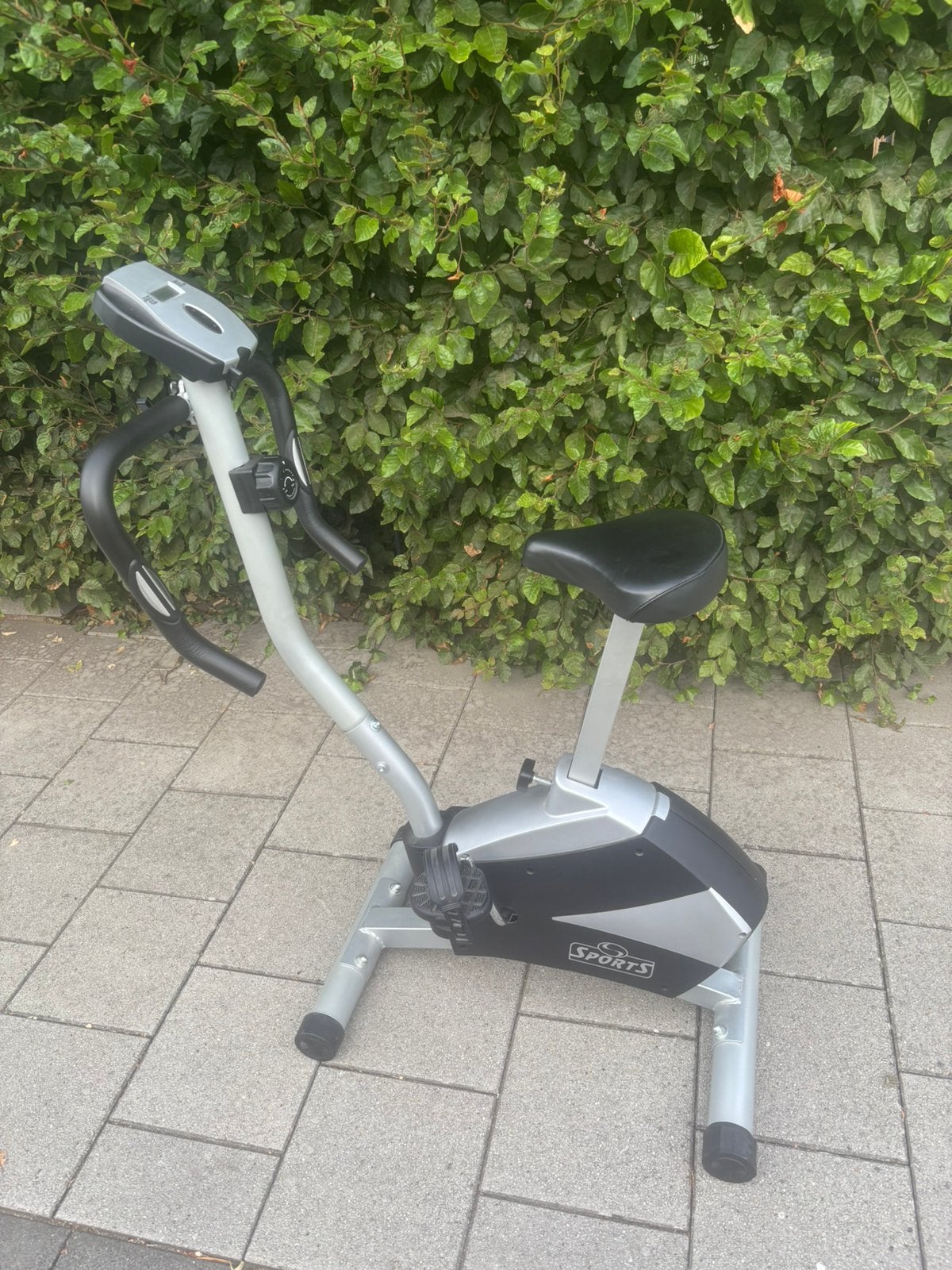 Hometrainer, Sport en Fitness, Fitnessapparatuur, Ophalen, Gebruikt, Hometrainer