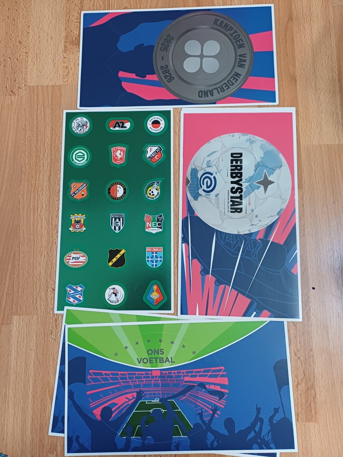 Plus voetbalactie kaarten en stickers, Maat XL, Ophalen of Verzenden, Nieuw, Overige typen