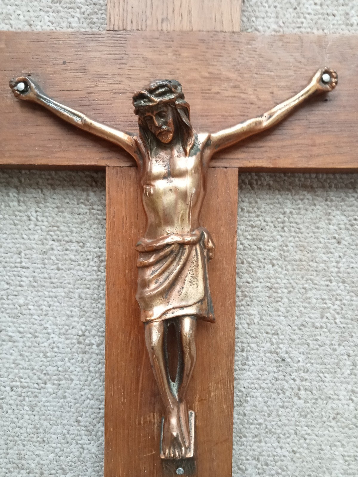 Vintage houten kruisbeeld met bronzen corpus, Antiek en Kunst, Ophalen