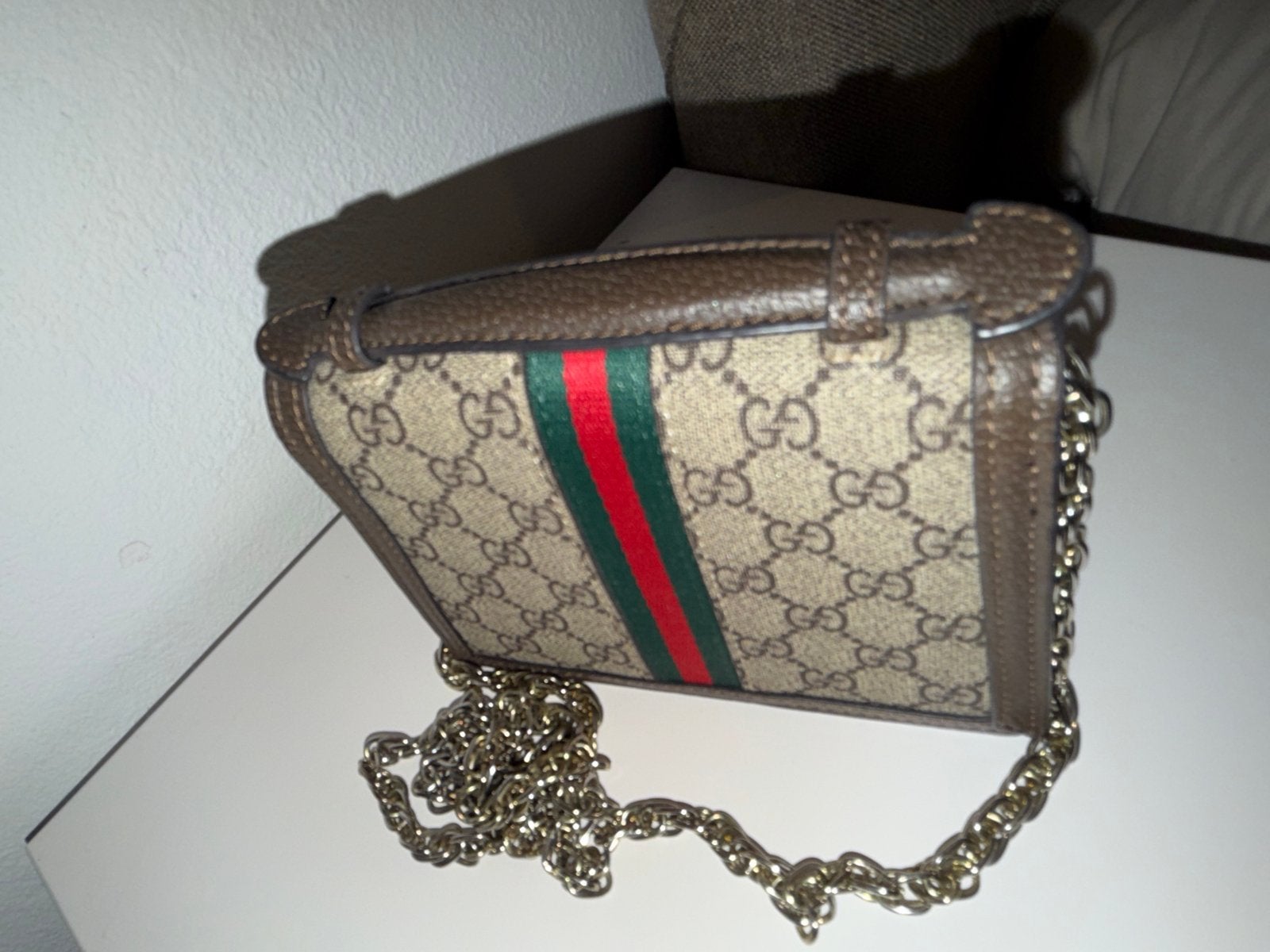 Gucci Schoudertasje met GG Supreme canvas en Web detail, Ophalen of Verzenden, Zo goed als nieuw, Bruin, Schoudertasje