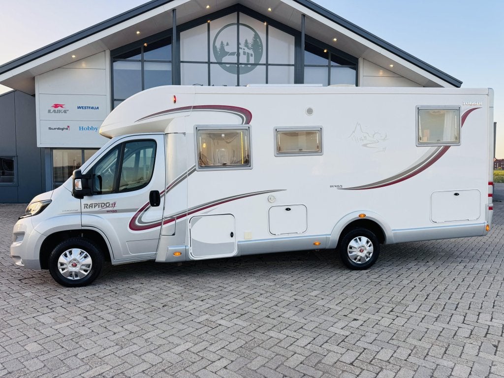Foto 9 van Rapido 7066DF Automaat ALDE Enkele bedden 2015