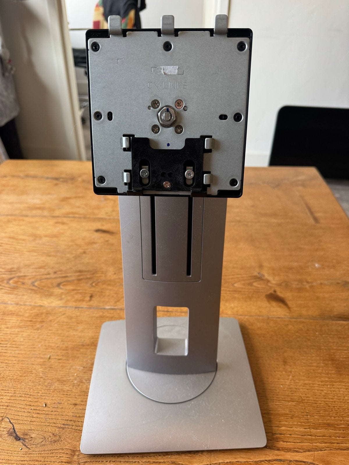 HP Monitorstandaard VESA mount - Verstelbaar en Stevig, Computers en Software, Monitoren, Gebruikt, IPS, Kantelbaar, Ophalen of Verzenden