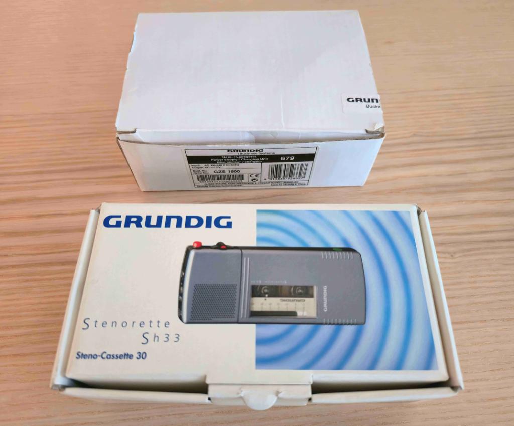 Dictafoon Grundig SH 33 met 3x DAT-tapes in doos (z.g.a.n.), Ophalen of Verzenden, Audio