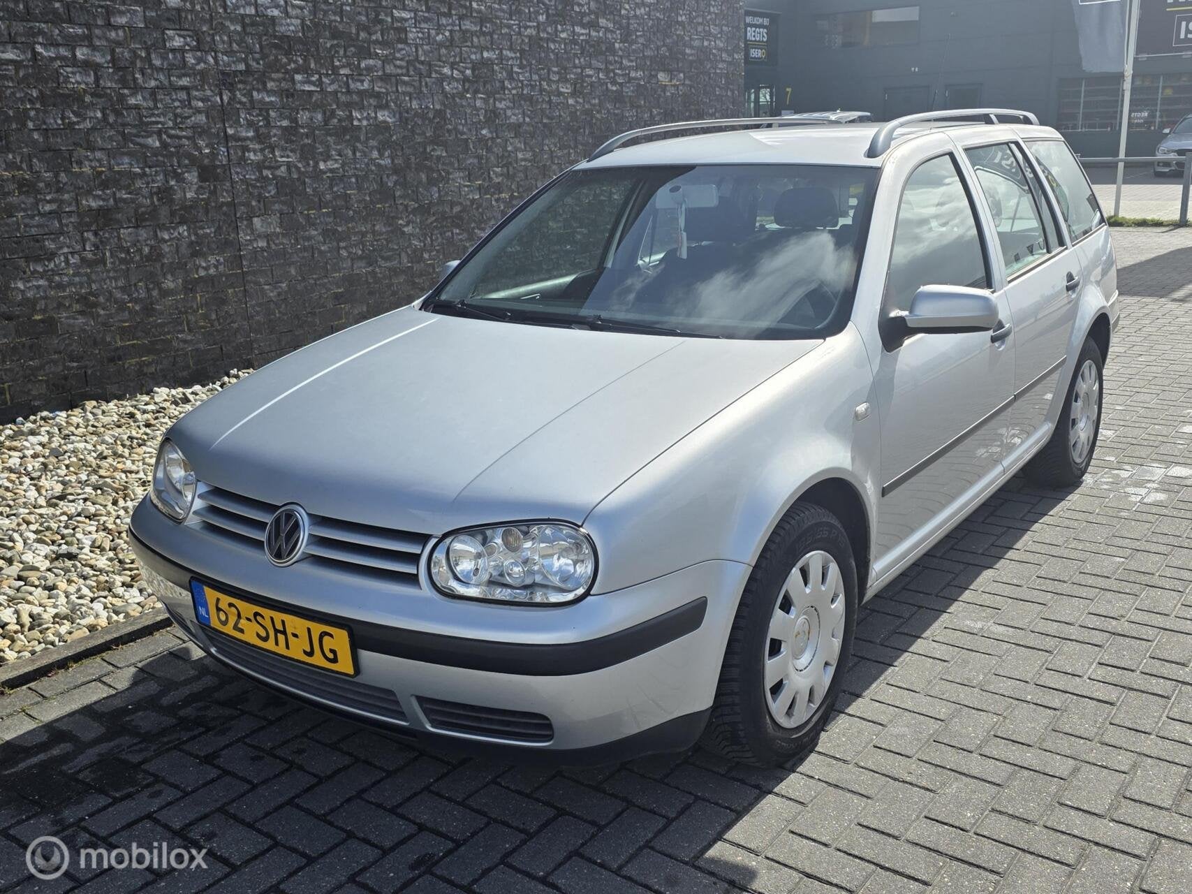 Volkswagen Golf Variant 1.6-16V FSI Turijn- Airco - Trekhaak, Gebruikt, 4 cilinders, Origineel Nederlands, Handgeschakeld