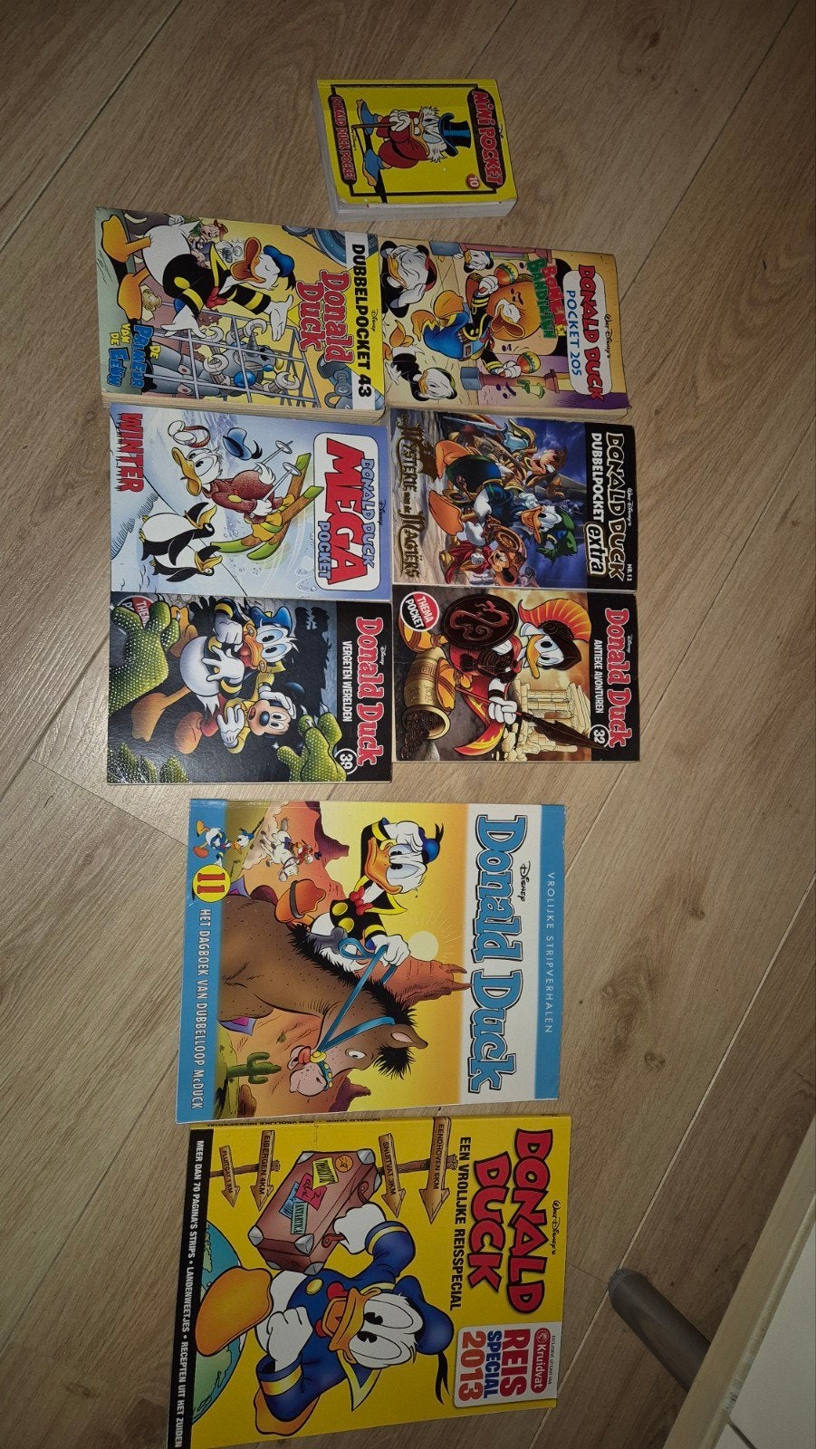 Donald Duck Pockets & Specials - 9 stuks, Boeken, Stripboeken, Meerdere stripboeken, Ophalen of Verzenden, Gelezen, Walt Disney