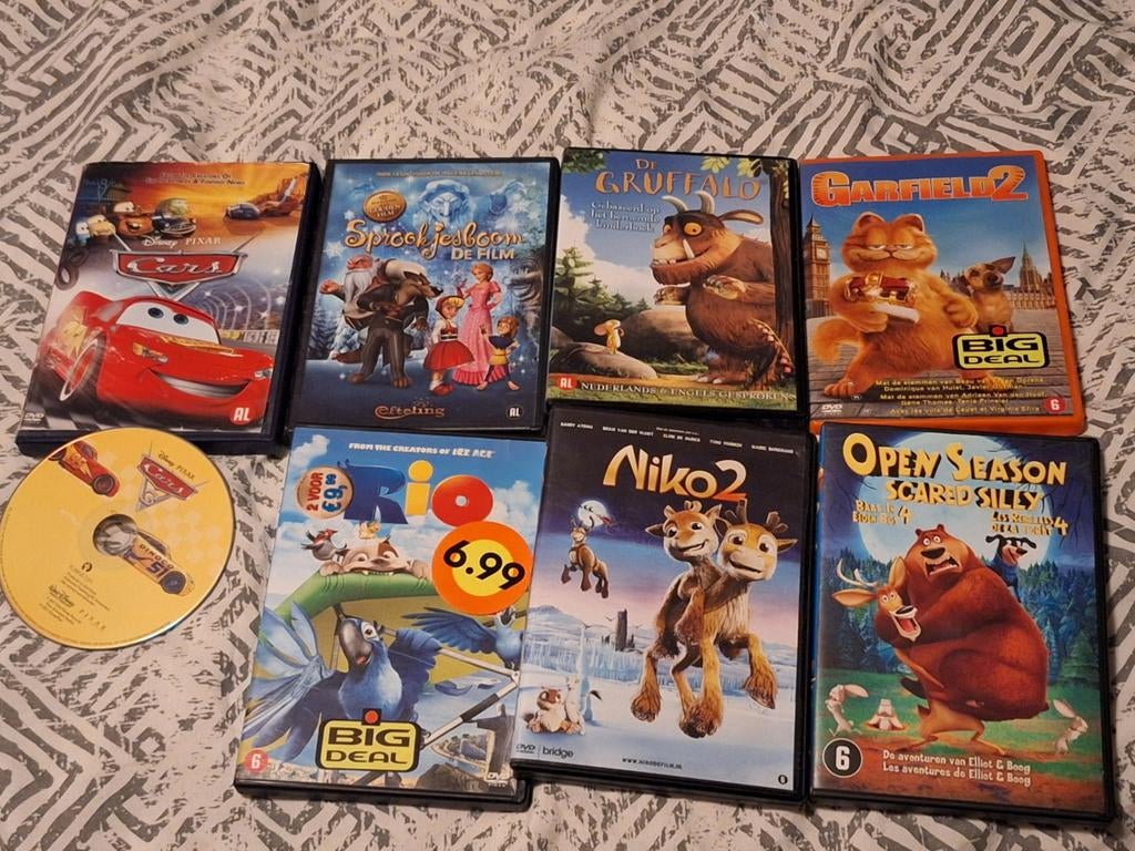 8 kinder DVD's (o.a. Cars, Garfield, Rio), Avontuur, Gebruikt, Alle leeftijden, Ophalen of Verzenden