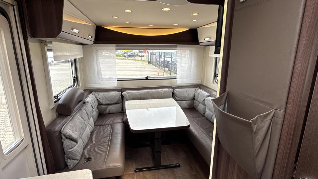 Bürstner Averso Plus 510 TK bj 2015 met voortent en, Overige typen, Bedrijf, Treinzit, Schokbreker