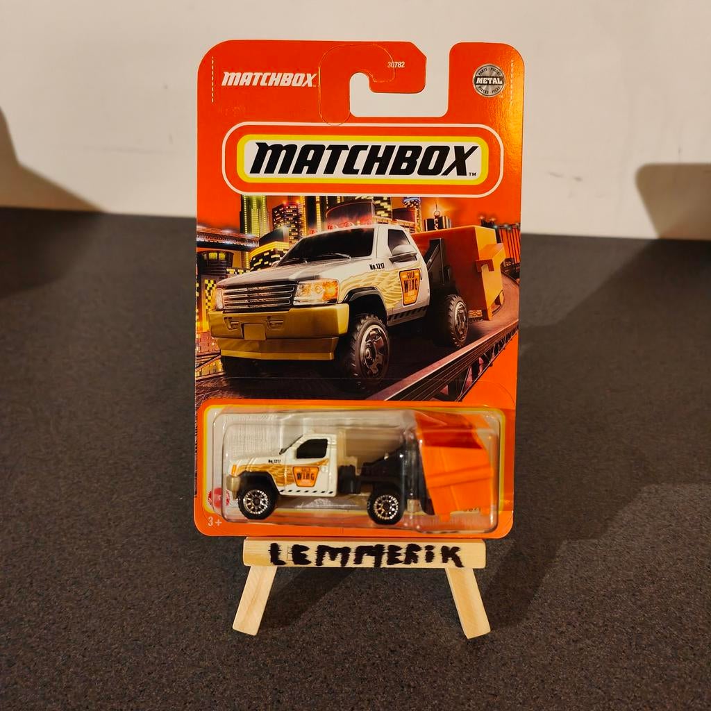 Matchbox '16 Ford F-350 Superlift Super Duty Long Card, Ophalen of Verzenden, Nieuw, Bus of Vrachtwagen
