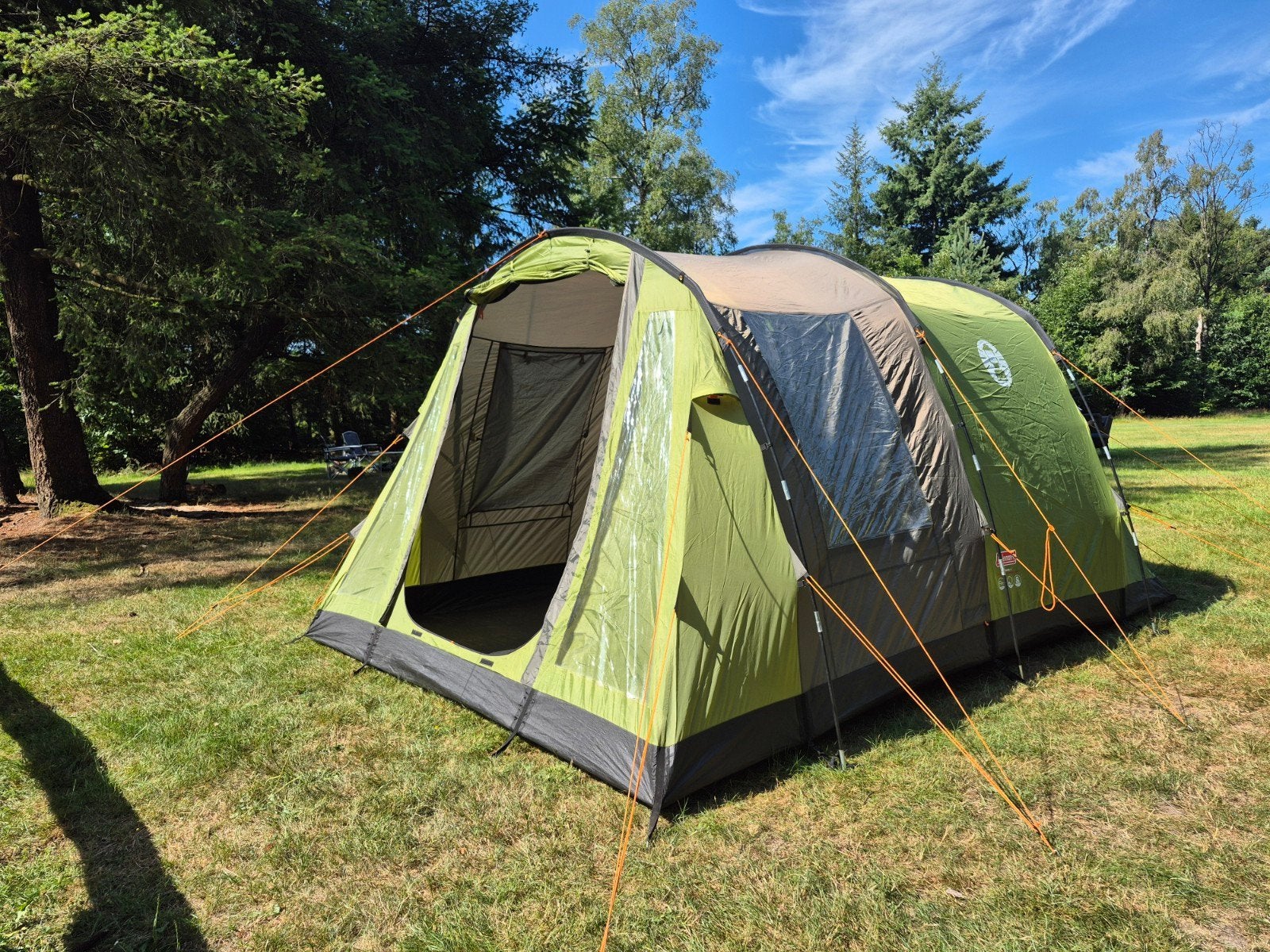 Ruime Coleman Tent - Ideaal voor Gezinnen (4-5 personen), Caravans en Kamperen, Ophalen