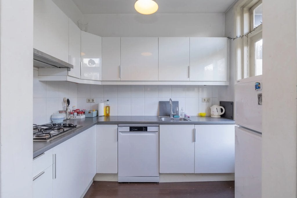 Keukens – gratis af te halen, Huis en Inrichting, Keuken | Complete keukens, Gebruikt, Hoekkeuken, Wit, Overige materialen, Ophalen