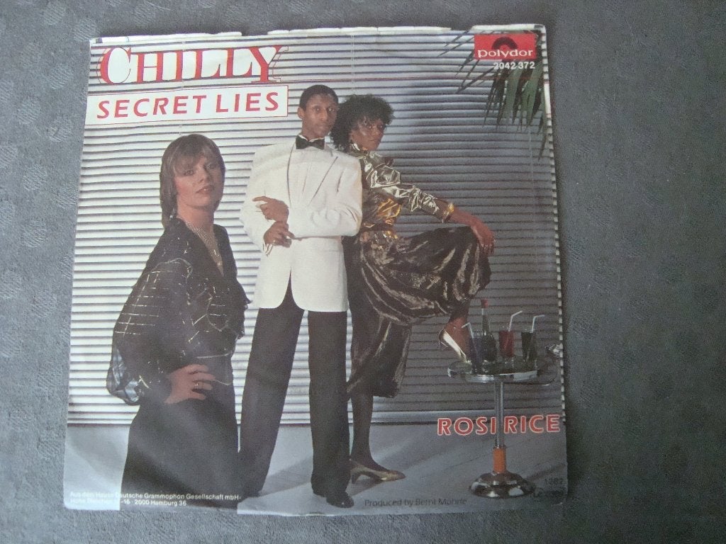 Chilly - secret lies, Ophalen of Verzenden, Zo goed als nieuw, Pop