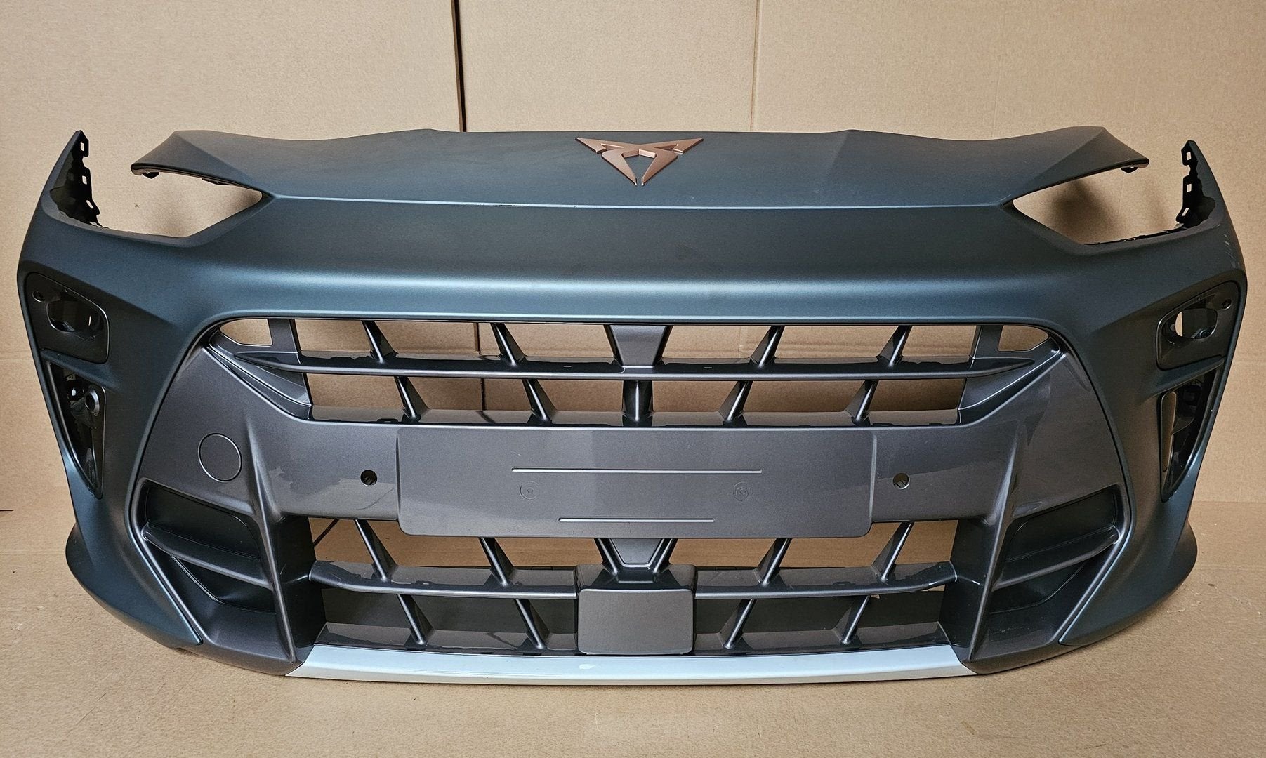 Voorbumper Seat Cupra Terramar 6xPDC Bumper Origineel L S7E, Gebruikt, -, Voor, Ophalen of Verzenden
