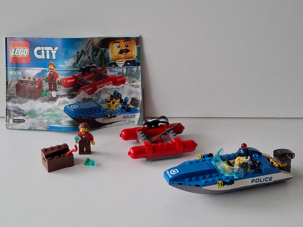 Lego city 60176. Wilde rivierontsnapping.  Met boekje, Ophalen of Verzenden, Zo goed als nieuw