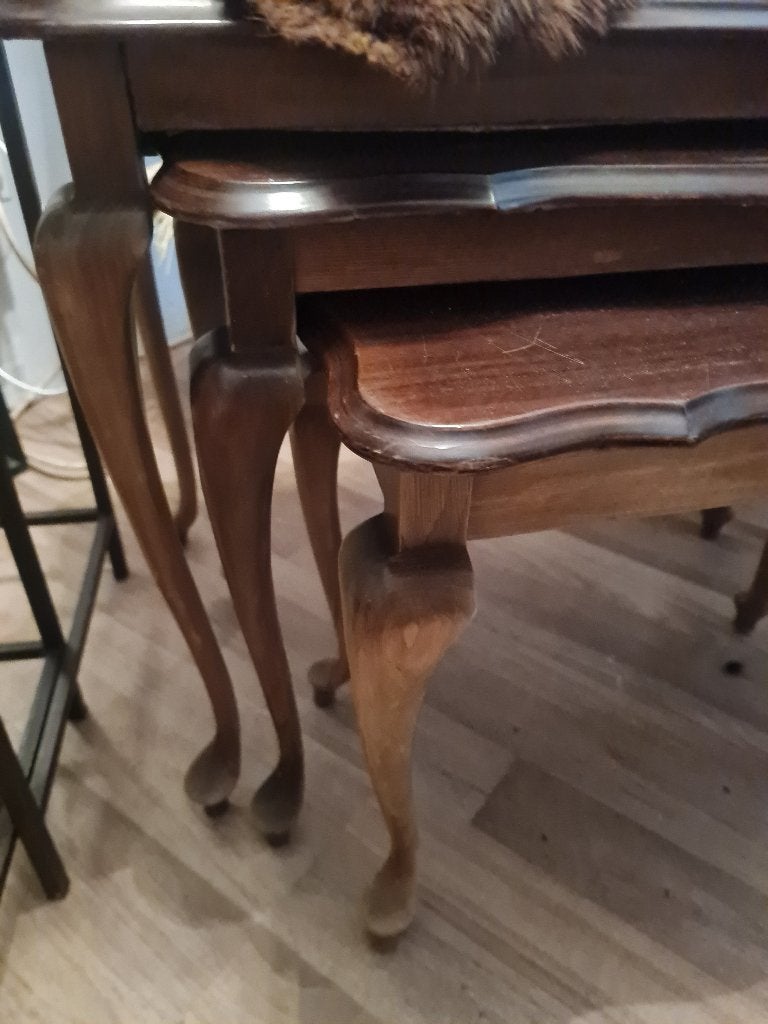 Oude Queen Ann bijzettafeltjes set 39,95, Ophalen of Verzenden