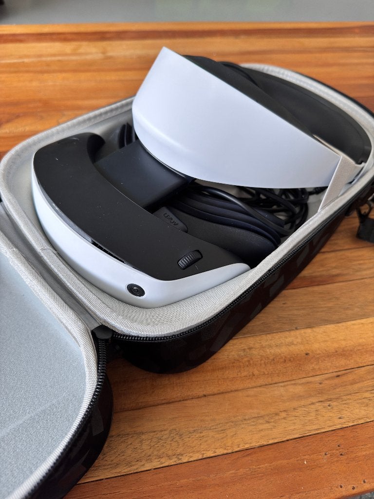 Sony PS VR2 met carry case en laadstation, Spelcomputers en Games, Ophalen of Verzenden, Zo goed als nieuw, Overige typen, PlayStation 5