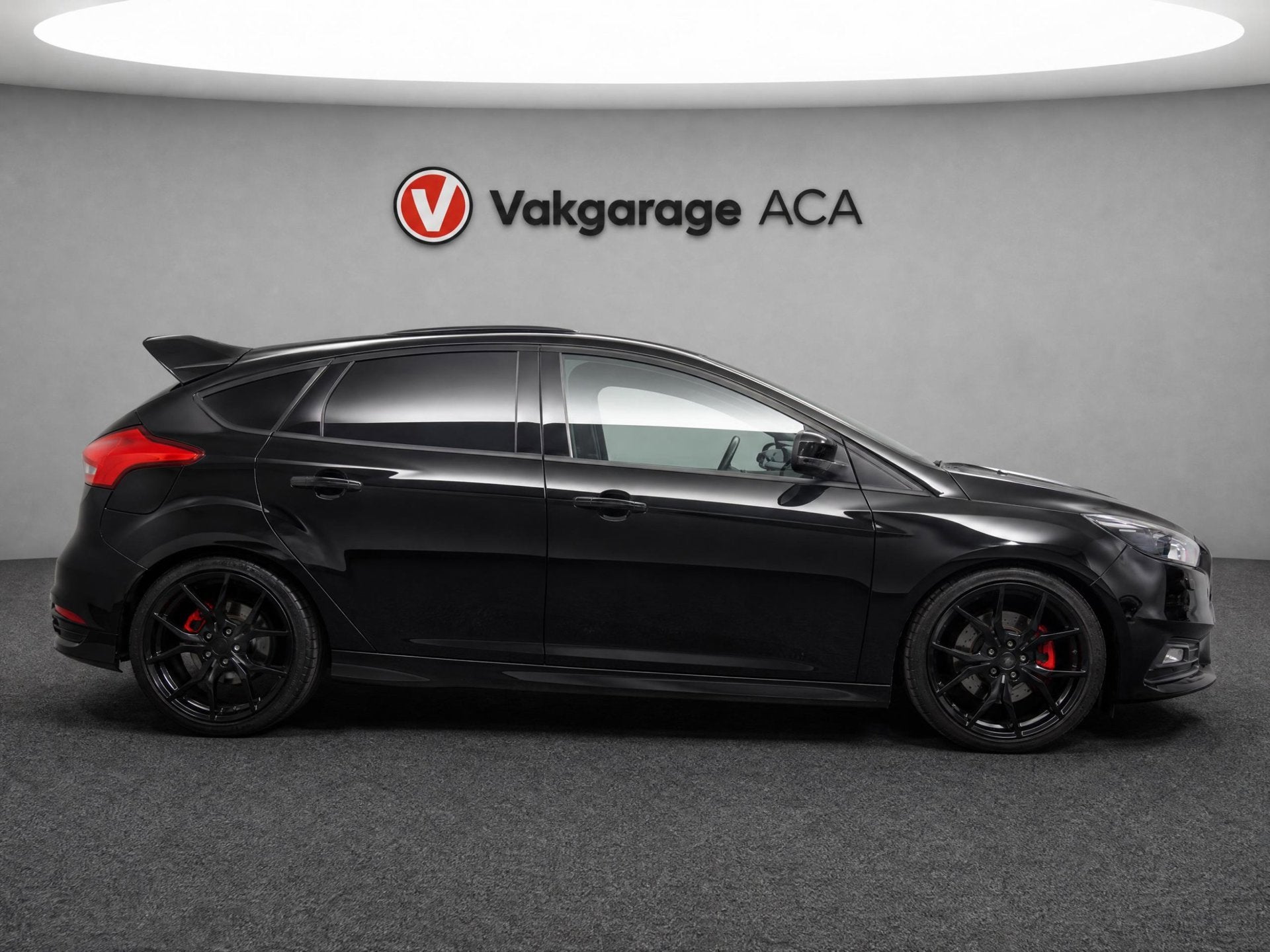 Foto 3 van Ford Focus 2.0 ST // 250 PK // 122.000 km // CLIMA // NAVI /