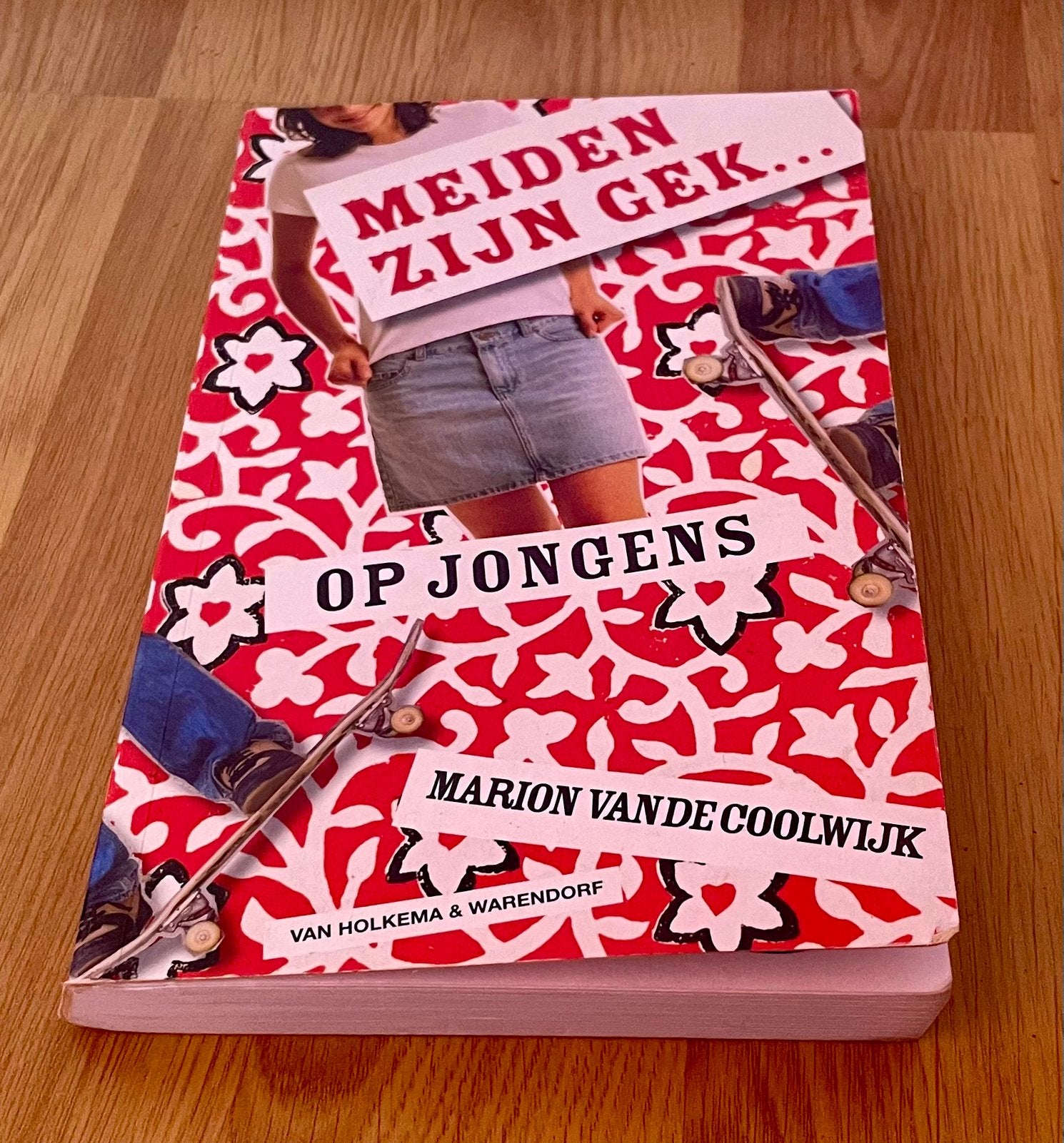 Marion van de Coolwijk - Meiden zijn gek....op jongens, Ophalen of Verzenden, Zo goed als nieuw, Fictie, Marion van de Coolwijk