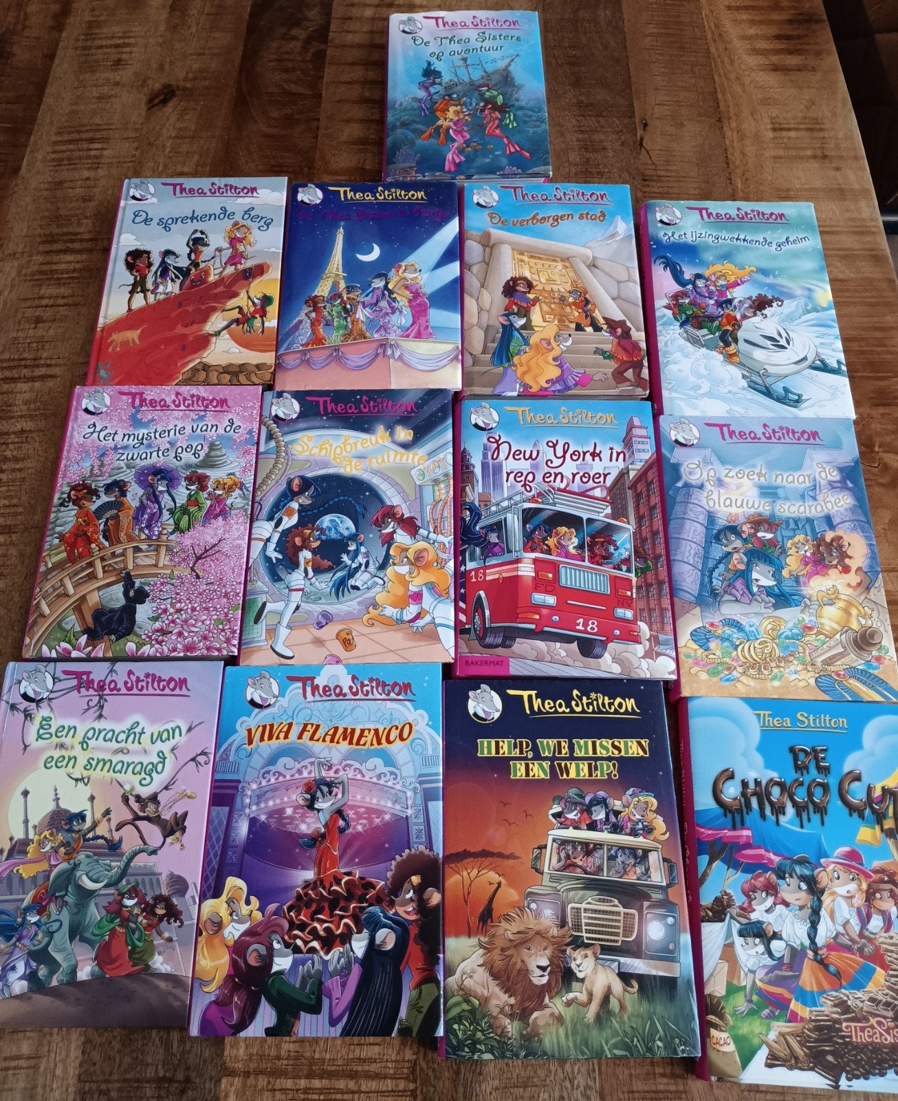 Thea Stilton boeken, Boeken, Ophalen of Verzenden, Gelezen, Thea Stilton