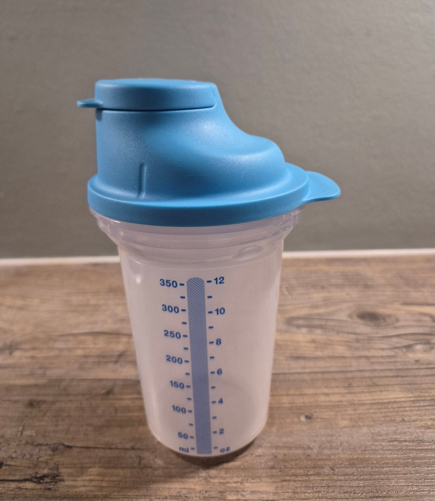 Tupperware Quickshaker 350 ml, Huis en Inrichting, Blauw, Beker of Kan, Nieuw, Ophalen of Verzenden