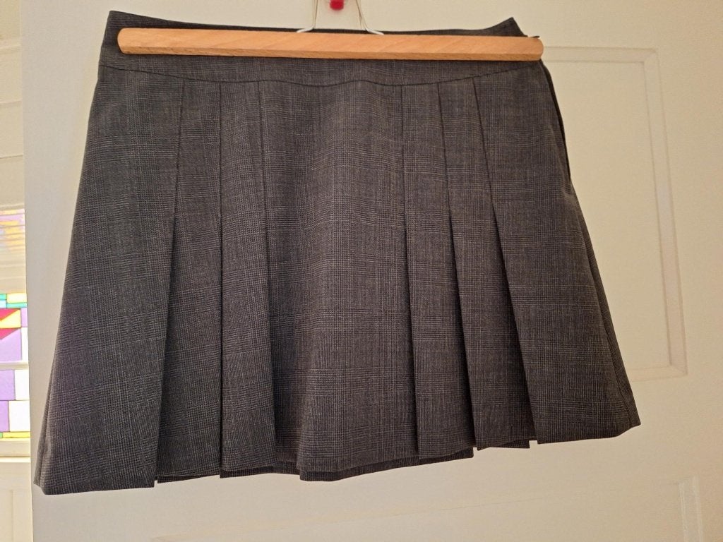 mini rokje met plissé, Kleding | Dames, Rokken, Zo goed als nieuw, Maat 38/40 (M), Zwart, Boven de knie, Verzenden