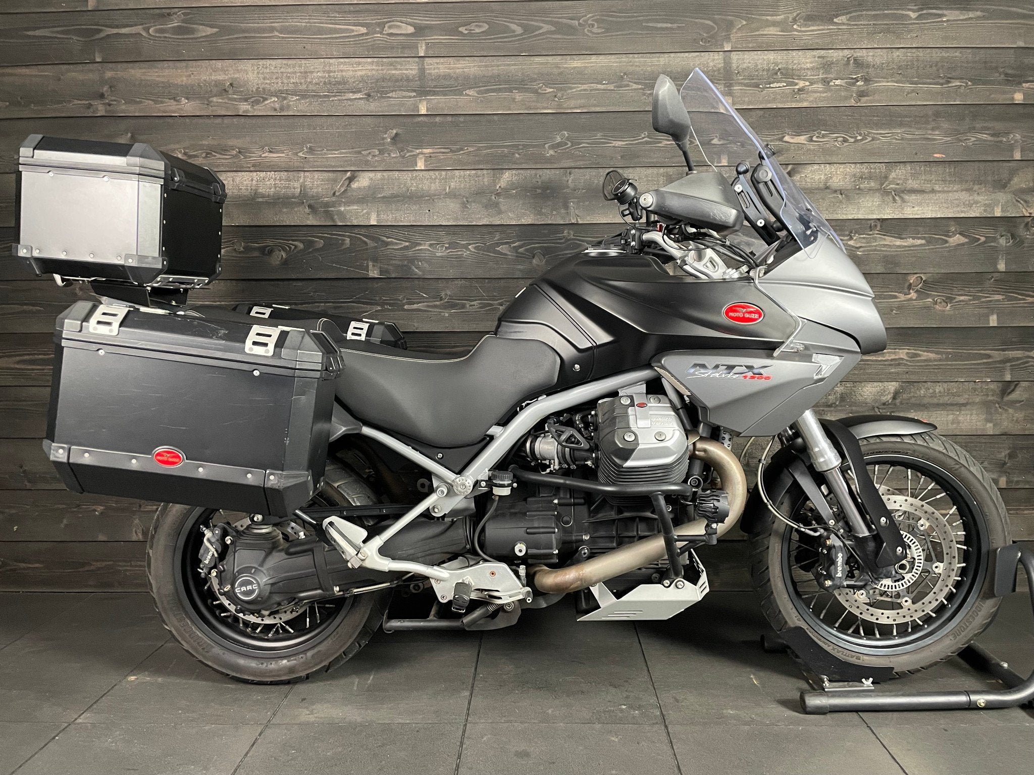 Moto Guzzi STELVIO 1200 8V NTX ABS (bj 2013), Motoren, Motoren | Moto Guzzi, Bedrijf, 1151 cc, Meer dan 35 kW, Toermotor